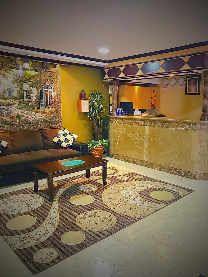 Al Hadow Hotel Muskat Eksteriør bilde